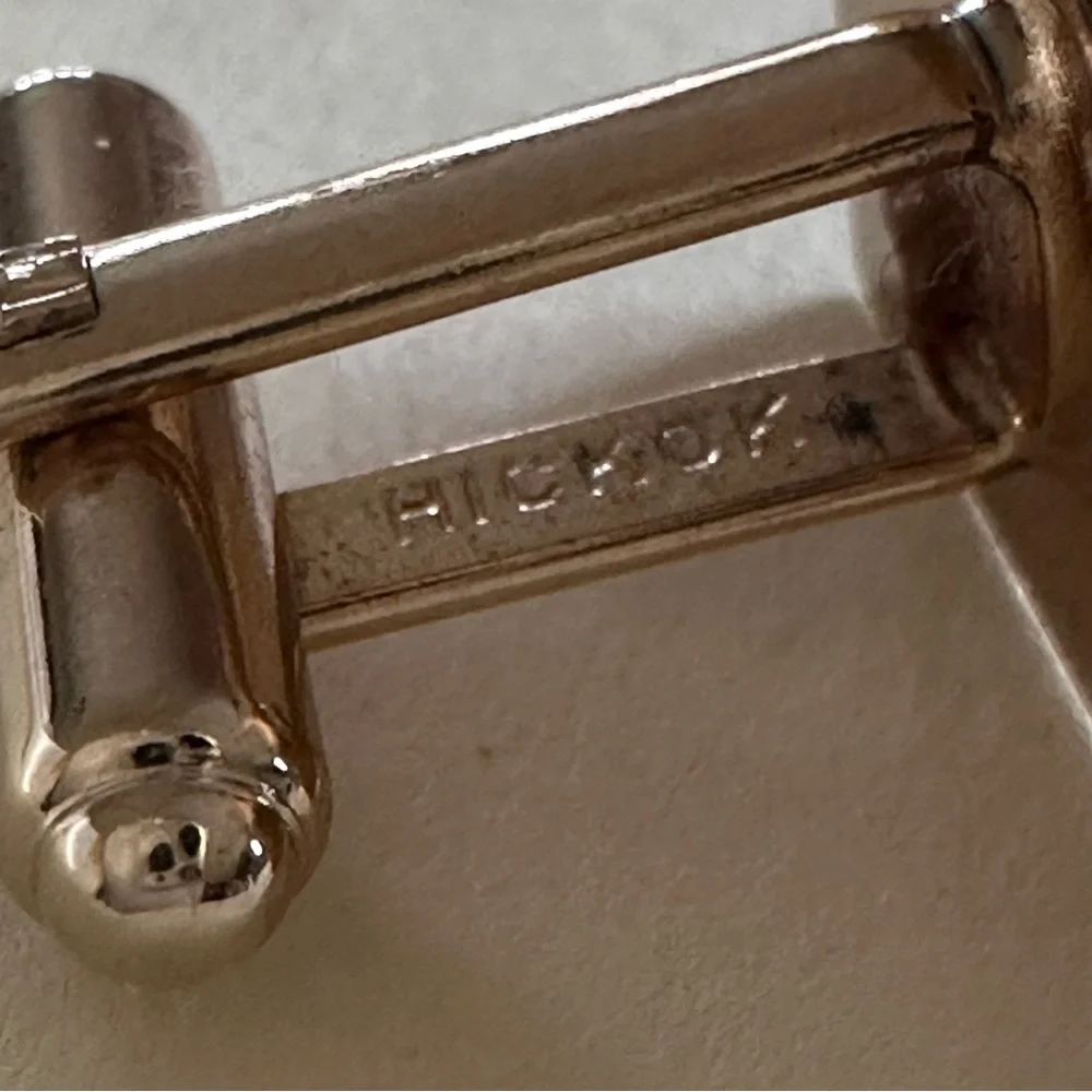 HICKOK | Vintage Silver Monogrammed T Cufflinks